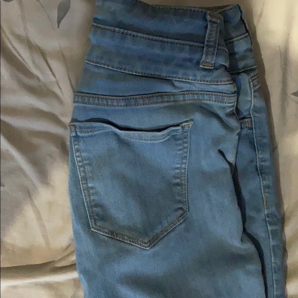 Jeans - Picture 4 of 5